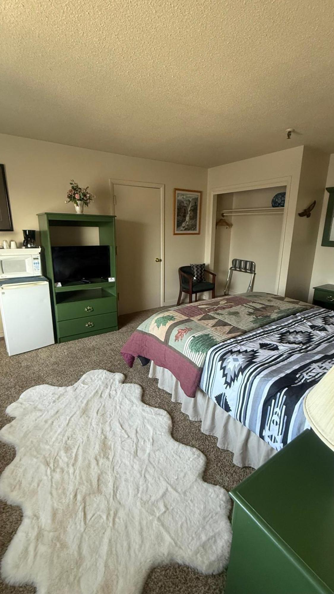 The Kenai Inn المظهر الخارجي الصورة